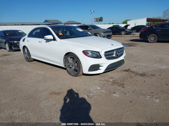 2019 WDDZF4JB8KA545153 main image