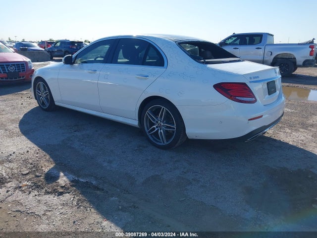 Mercedes-Benz E 300 2019 WDDZF4JB8KA545153 Image 3