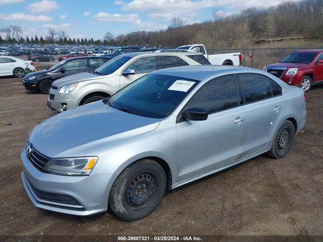 3VW2K7AJ9FM357943 Volkswagen Jetta 2.0l S