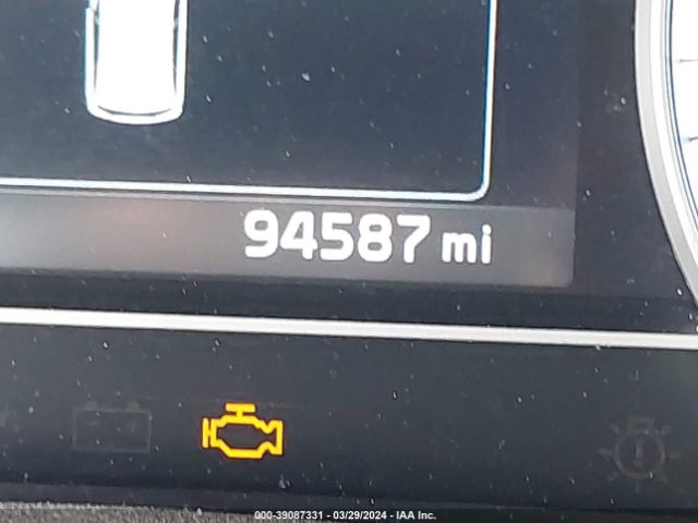KNDCB3LC5H5090422 KIA NIRO LX