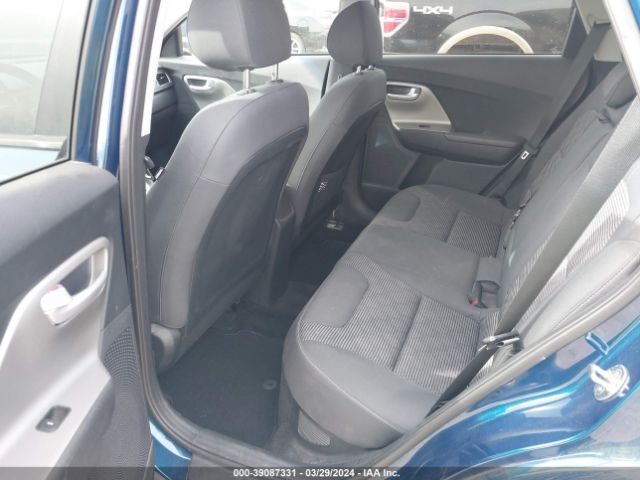 KNDCB3LC5H5090422 KIA NIRO LX