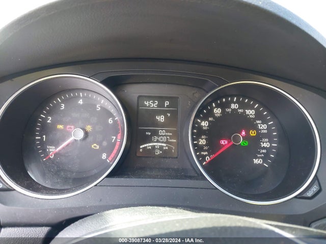 3VW2K7AJ3FM423001 Volkswagen Jetta 2.0l S