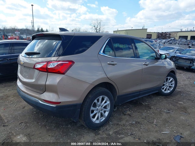 Chevrolet EQUINOX LT 2018 3GNAXJEV7JL302231 Image 4