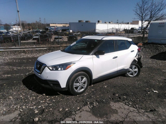 Nissan KICKS S 2018 3N1CP5CU1JL507307 Image 2