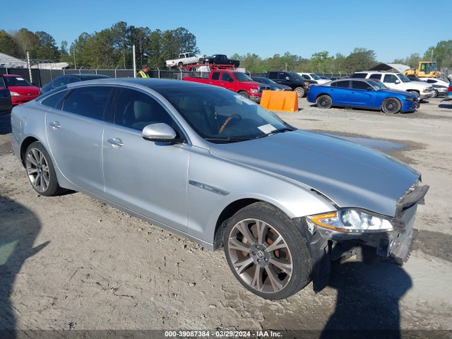 2012 JAGUAR XJ SAJWA2GB0CLV28667 Photo 0