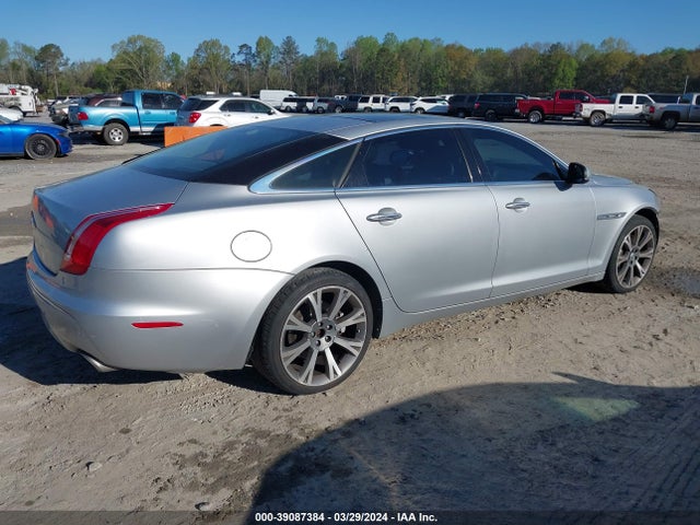 2012 JAGUAR XJ SAJWA2GB0CLV28667 Photo 3