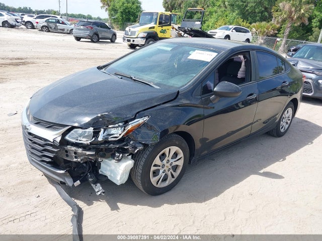 Chevrolet CRUZE LS 2019 1G1BC5SM7K7110611 Image 2