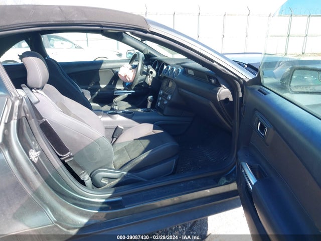 Ford Mustang V6 2015 1FATP8EM2F5356129 Image 5
