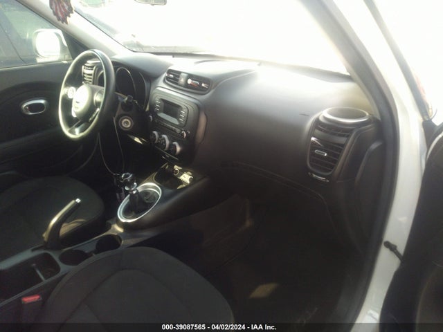 KIA Soul 2016 KNDJN2A23G7355201 Image 5