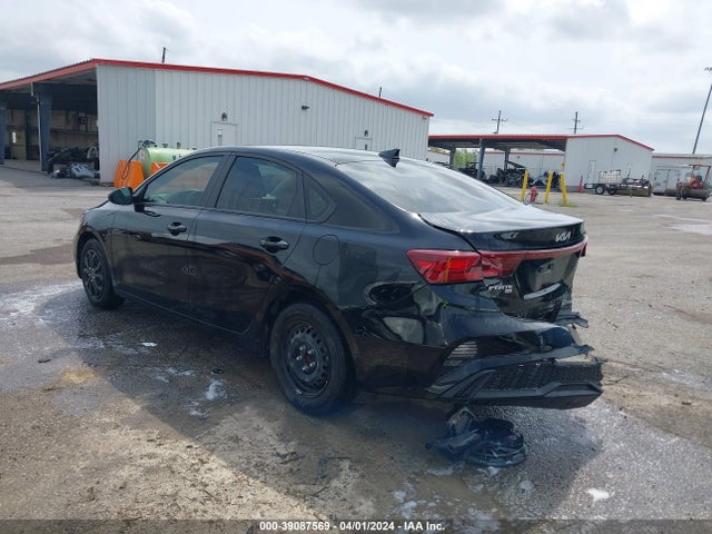KIA FORTE FE 2022 3KPF24AD3NE451354 Image 3