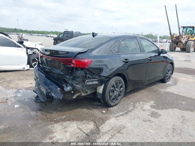 KIA FORTE FE 2022 3KPF24AD3NE451354 Image 4