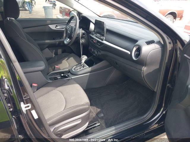 KIA FORTE FE 2022 3KPF24AD3NE451354 Image 5