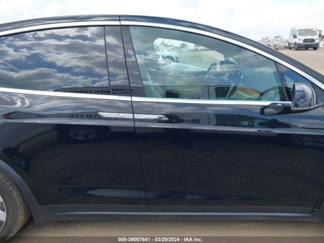 5YJXCBE26LF219692 Tesla Model X Long Range Dual Motor All-wheel Drive/long Range Plus Dual Motor All-wheel Drive