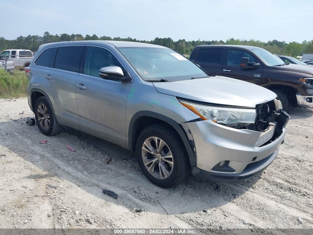 Toyota Highlander Le Plus V6 2015 5TDZKRFH3FS106905 Image 1