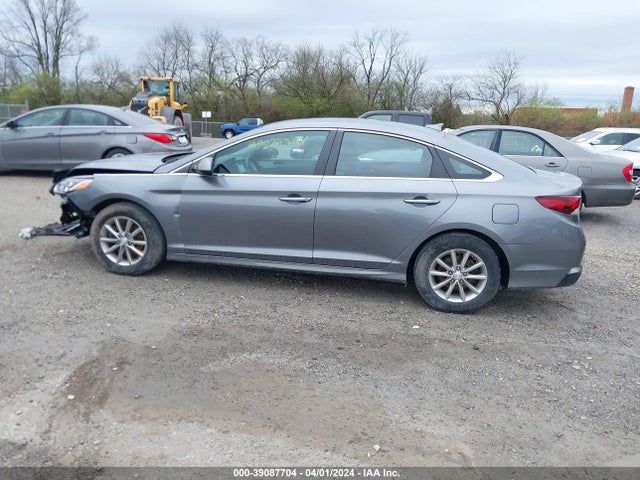 Hyundai SONATA SE 2019 5NPE24AF3KH754977 Image 15
