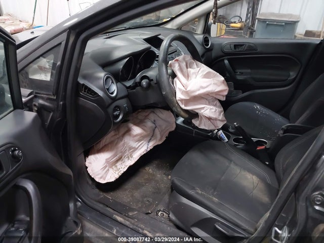 Ford FIESTA SE 2019 3FADP4BJ1KM113570 Image 5