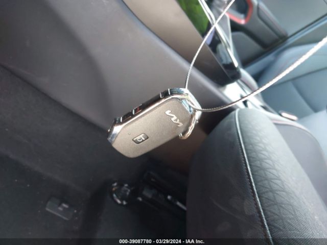 KNDJ53AU9R7218791 KIA Soul Gt-line