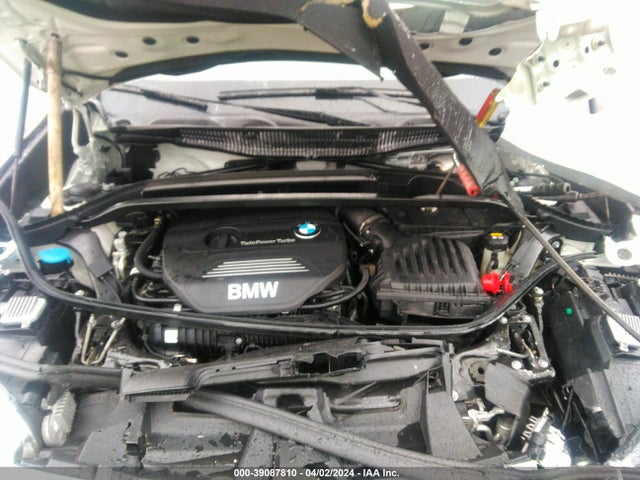 BMW X1 Xdrive28i 2018 WBXHT3C36J5K28013 Image 10