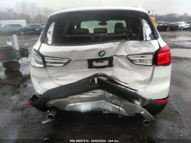 BMW X1 Xdrive28i 2018 WBXHT3C36J5K28013 Image 16