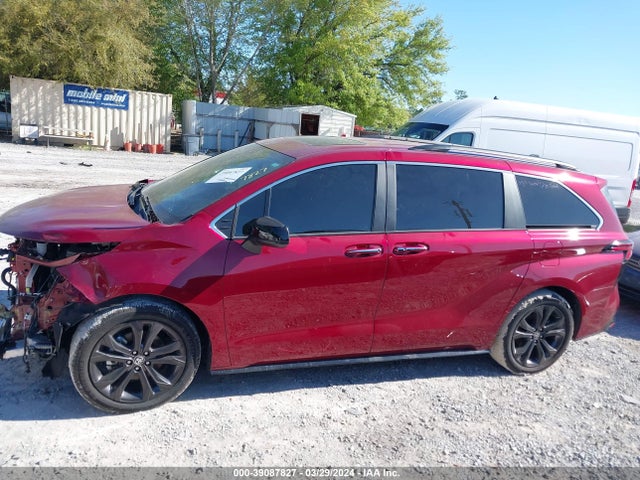 Toyota Sienna Xse 2023 5TDXRKEC8PS142431 Image 15