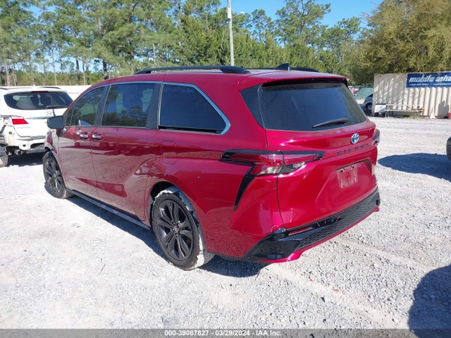 Toyota Sienna Xse 2023 5TDXRKEC8PS142431 Image 3