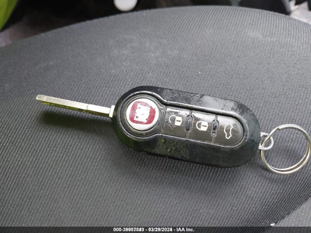 2013 FIAT 500 3C3CFFAR8DT751629 Photo 10