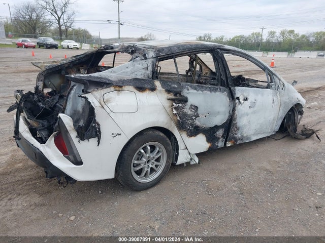 Toyota Prius Prime Xle 2020 JTDKARFP7L3144730 Image 4