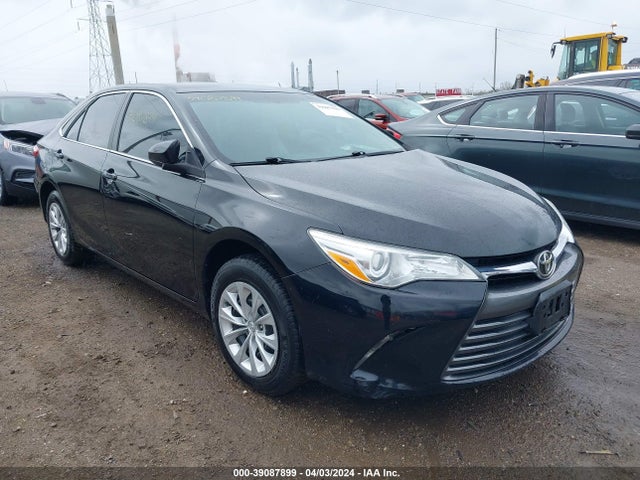 Toyota CAMRY LE 2016 4T4BF1FKXGR564703 Image 1