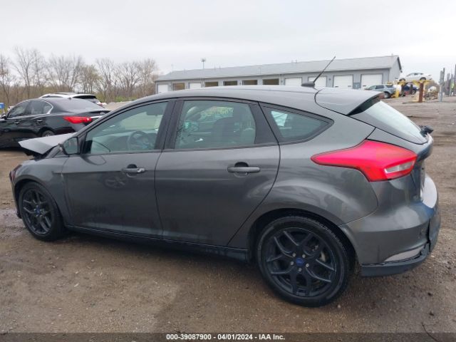 1FADP3K23GL212080 Ford FOCUS SE