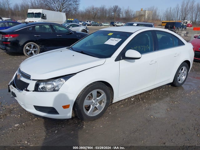 Chevrolet Cruze 1lt Auto 2014 1G1PC5SB1E7477318 Image 2