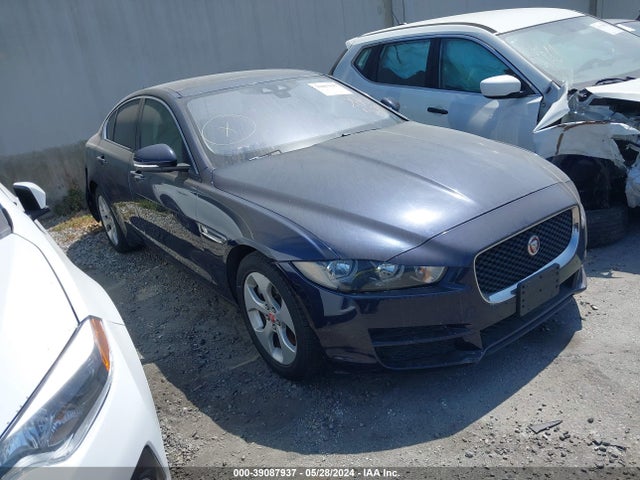 2017 JAGUAR XE SAJAR4BGXHA961644 Photo 0