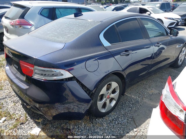 2017 JAGUAR XE SAJAR4BGXHA961644 Photo 3