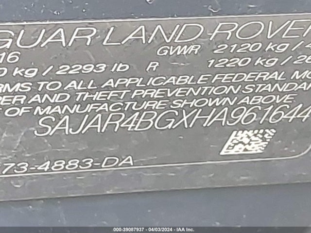 2017 JAGUAR XE SAJAR4BGXHA961644 Photo 8