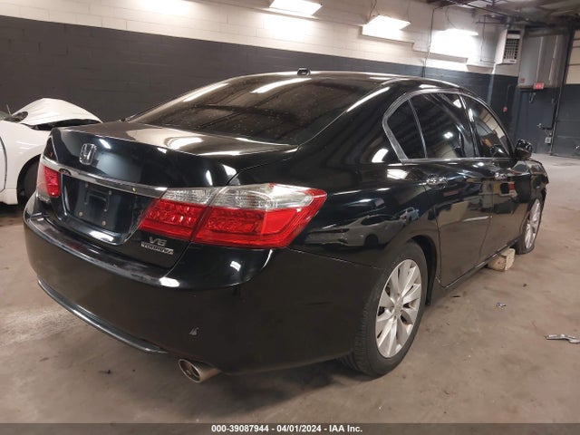 Honda Accord Touring 2015 1HGCR3F9XFA003857 Image 4
