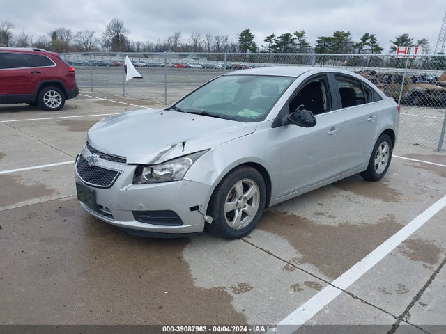 Chevrolet Cruze 1lt Auto 2014 1G1PC5SB1E7111438 Image 2