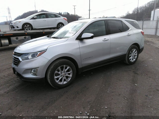 Chevrolet EQUINOX LT 2018 3GNAXSEV5JS581674 Image 2