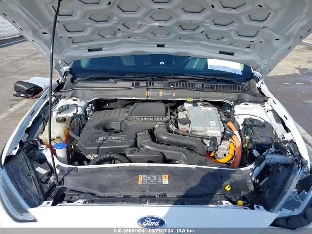 Ford Fusion Hybrid Titanium 2019 3FA6P0RUXKR183010 Image 10