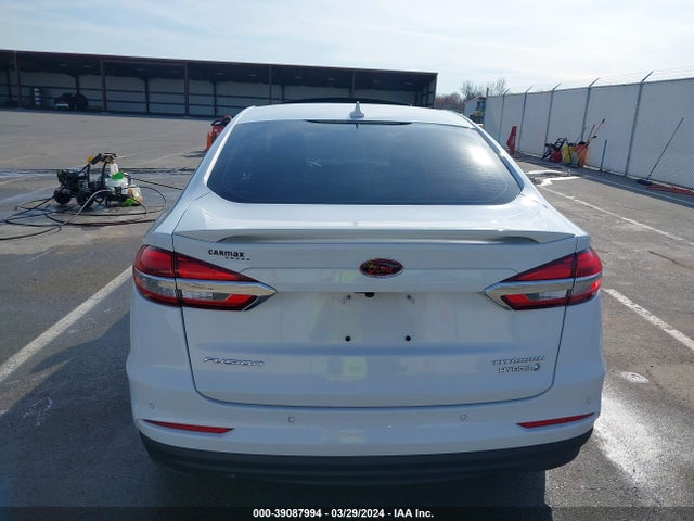 Ford Fusion Hybrid Titanium 2019 3FA6P0RUXKR183010 Image 16