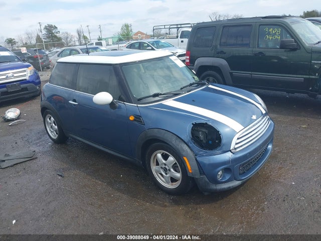2011 MINI COOPER WMWSU3C51BT253784 Photo 0