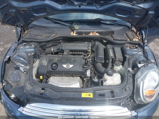 2011 MINI COOPER WMWSU3C51BT253784 Photo 9