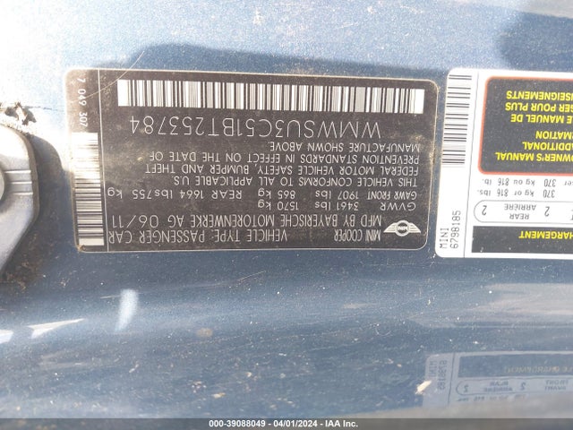 2011 MINI COOPER WMWSU3C51BT253784 Photo 8