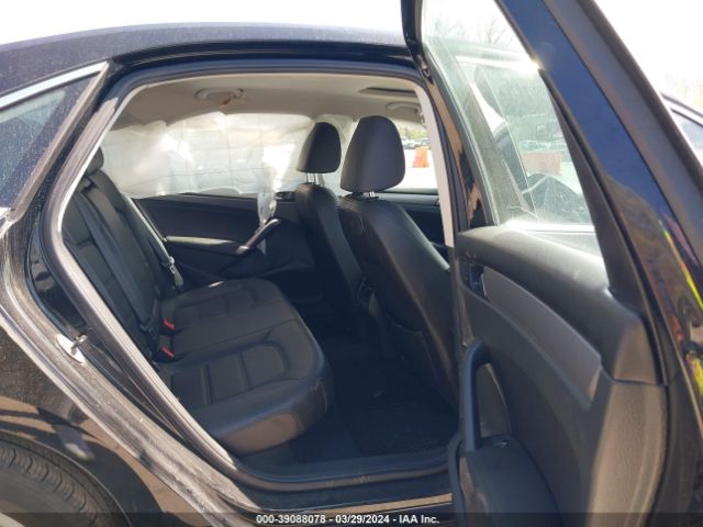 1VWBN7A32EC104942 Volkswagen Passat 2.0l Tdi Se