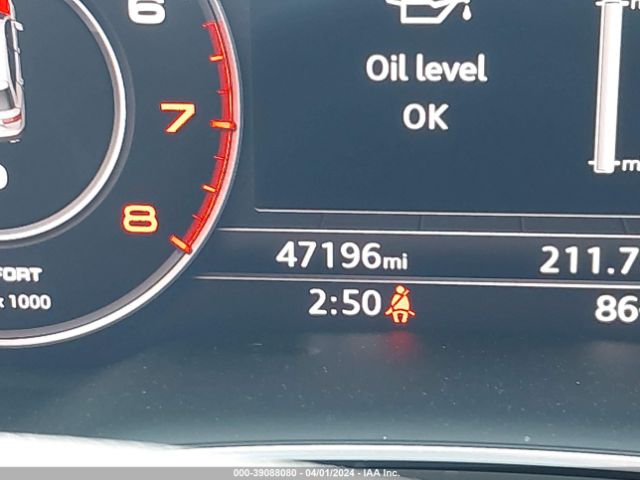 WA1VAAF7XKD031016 Audi Q7 55 Premium