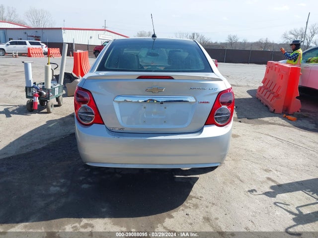 Chevrolet Sonic Ltz Auto 2015 1G1JE5SB9F4118169 Image 16