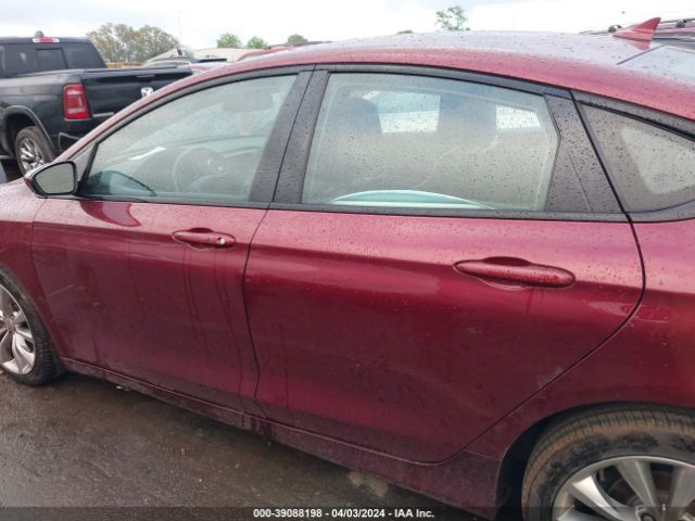 1C3CCCBB3FN606932 Chrysler 200 S