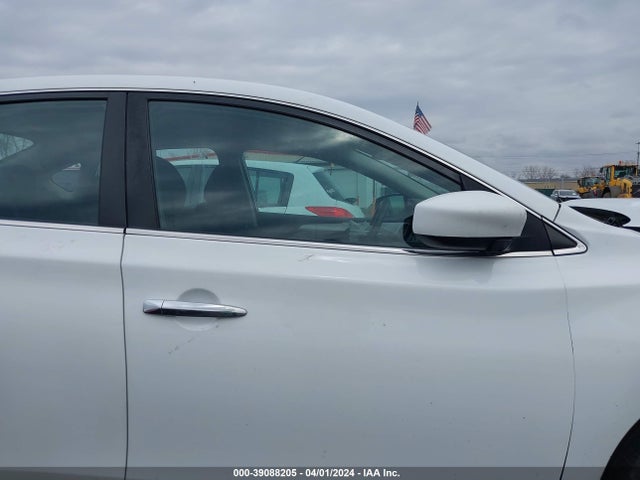 Nissan SENTRA S 2016 3N1AB7AP7GY331454 Image 13