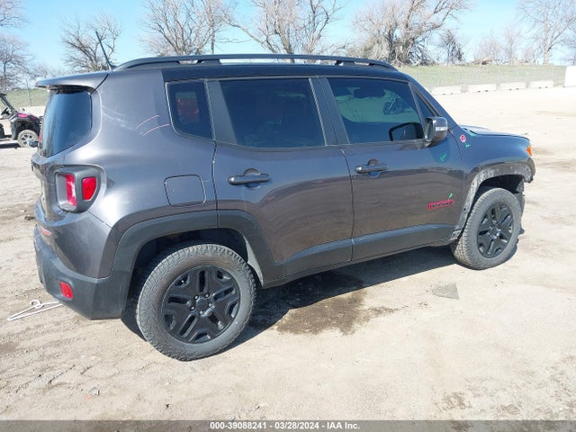 ZACCJBCBXJPH13700 Jeep Renegade Trailhawk 4x4