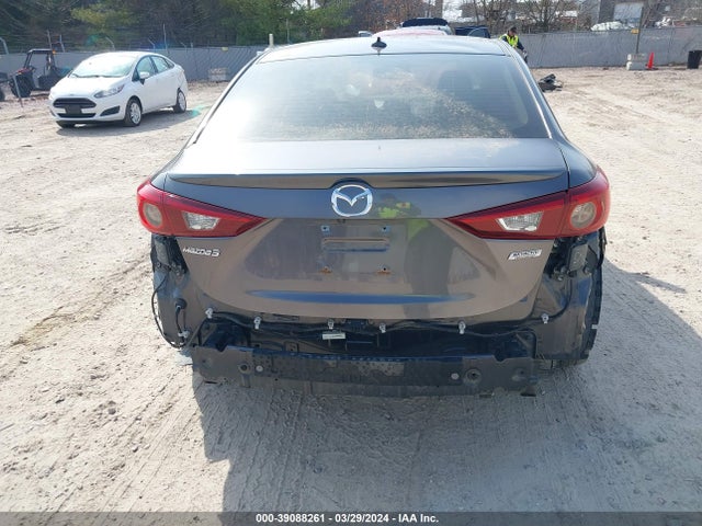 3MZBN1W31JM211463 Mazda Mazda3 Grand Touring