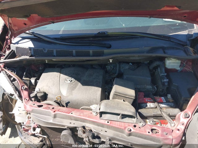 Toyota Sienna Le 8 Passenger 2018 5TDKZ3DC7JS955574 Image 10