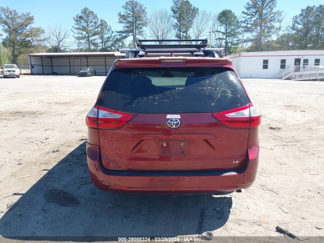 Toyota Sienna Le 8 Passenger 2018 5TDKZ3DC7JS955574 Image 16
